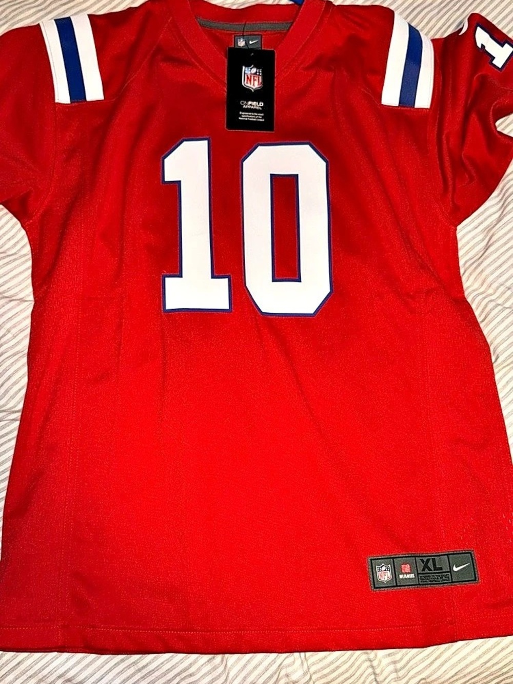 NFL Jones #10 jersey Red White Men's Jersey Size XL Like New